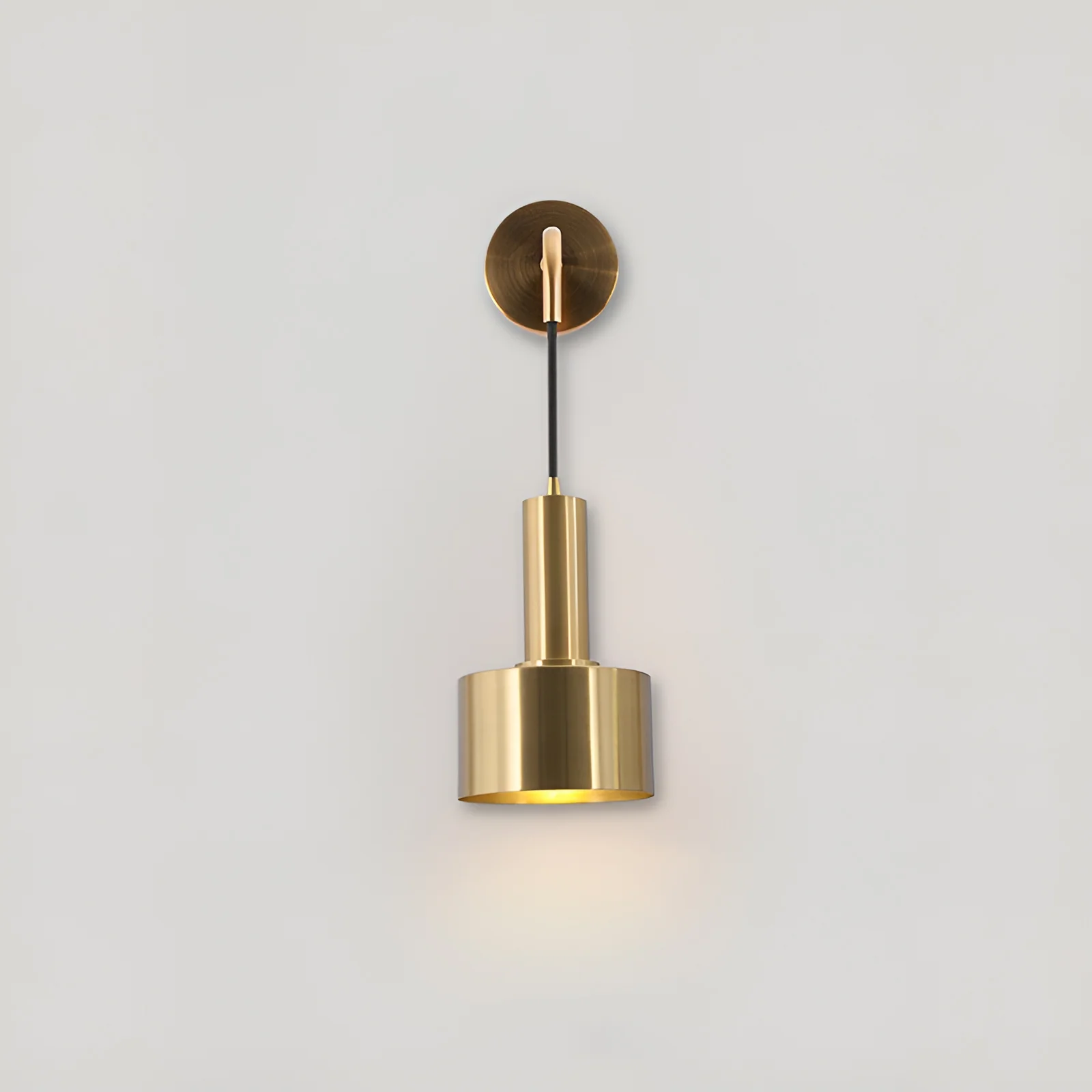Alma Gold Wall Lamp