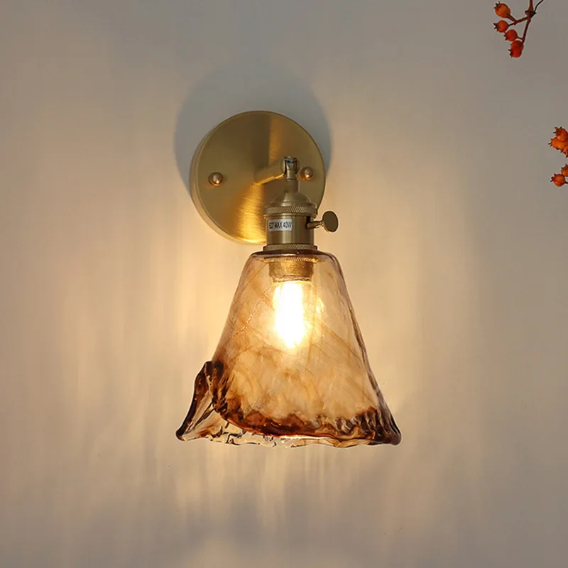 Elyndor Glass Wall Lamp - Image 3