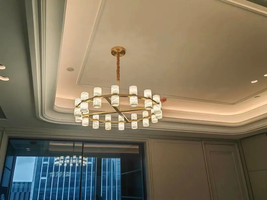 Kian Marble Lamp - Image 4