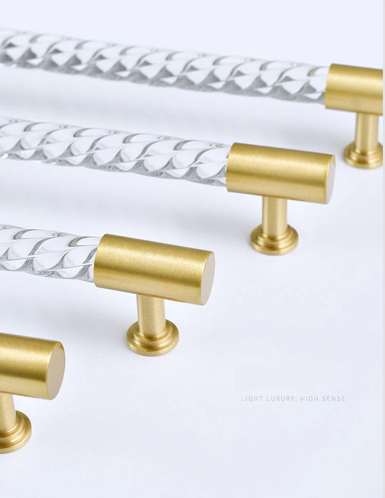 Lumiq Acrylic Crystal Cabinet Handle - Image 14
