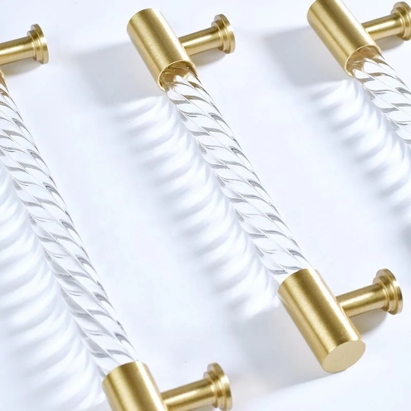 Lumiq Acrylic Crystal Cabinet Handle - Image 3