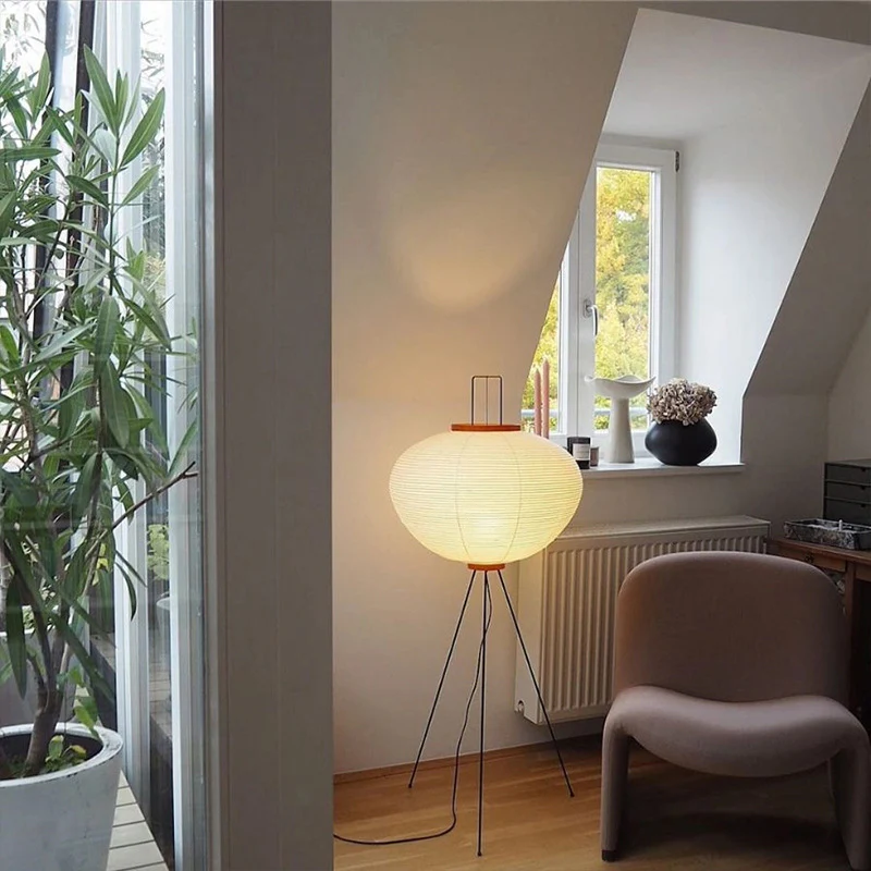 Luna Tripod Floor Lamp - Image 8