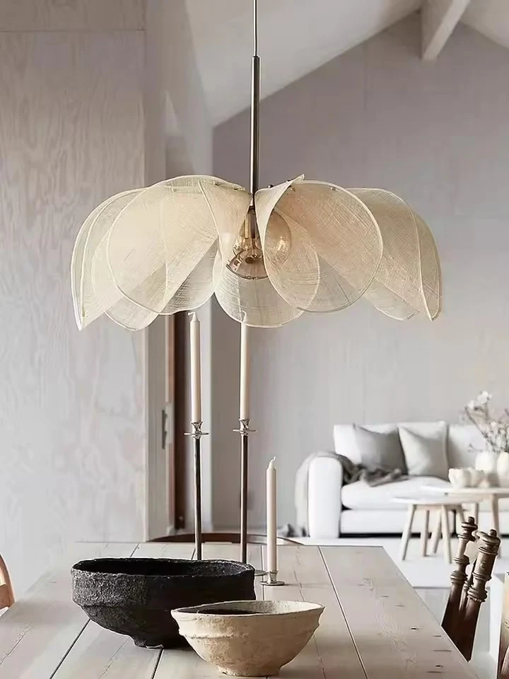 Nexis Flower Pendant - Image 2