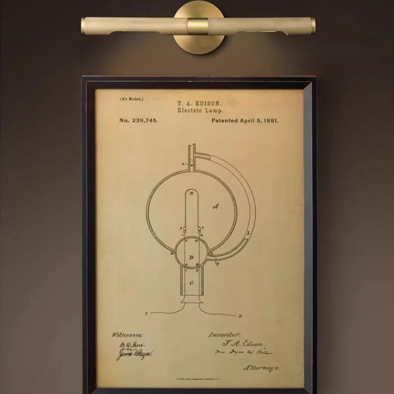 Nyra Brass Wall Lamp - Image 9