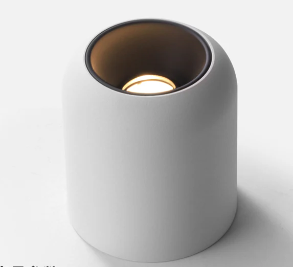 Rosavel Spotlight - Image 10