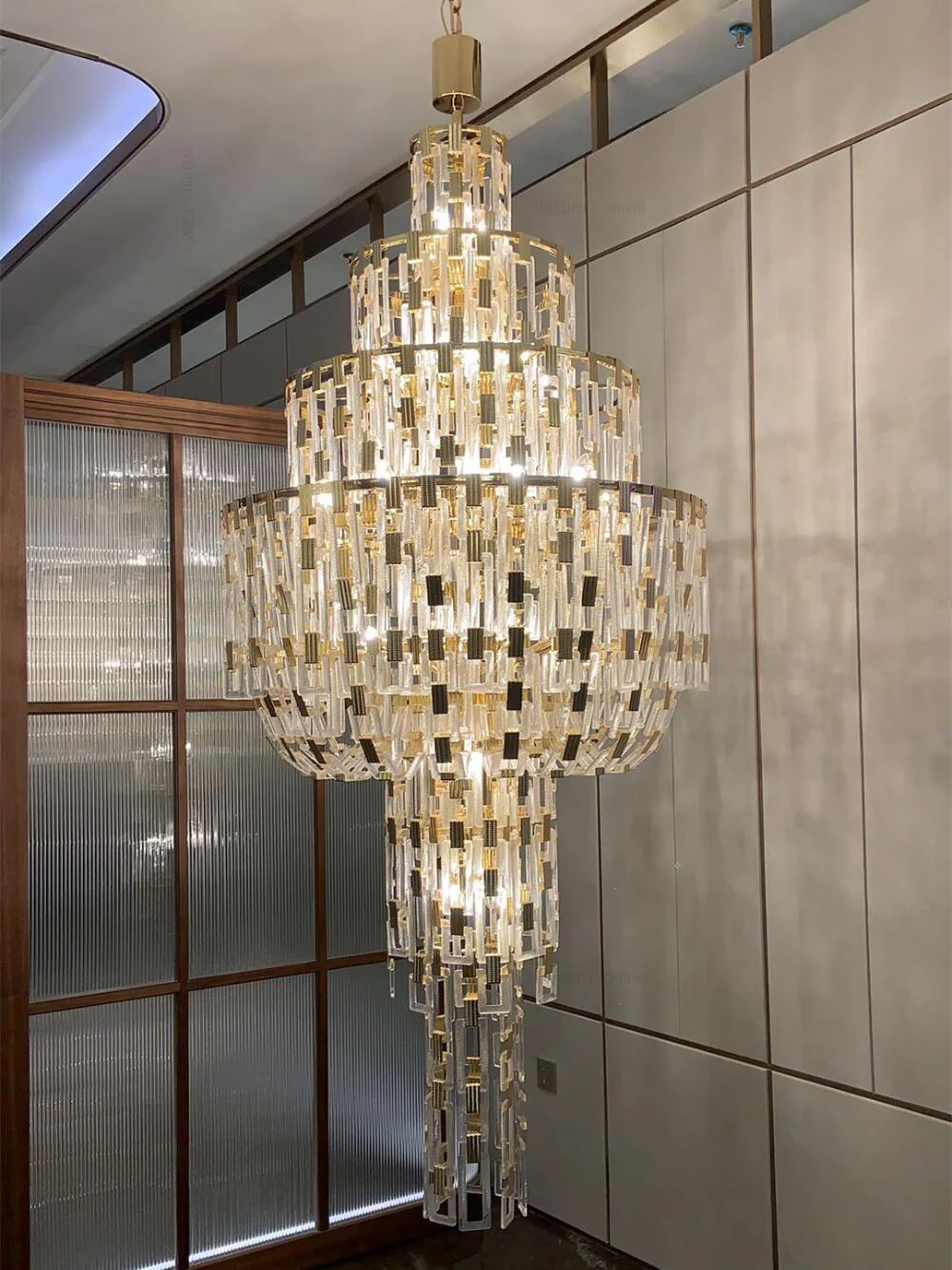 Rovix Multi-tiered Crystal Buckles Chandelier - Image 3