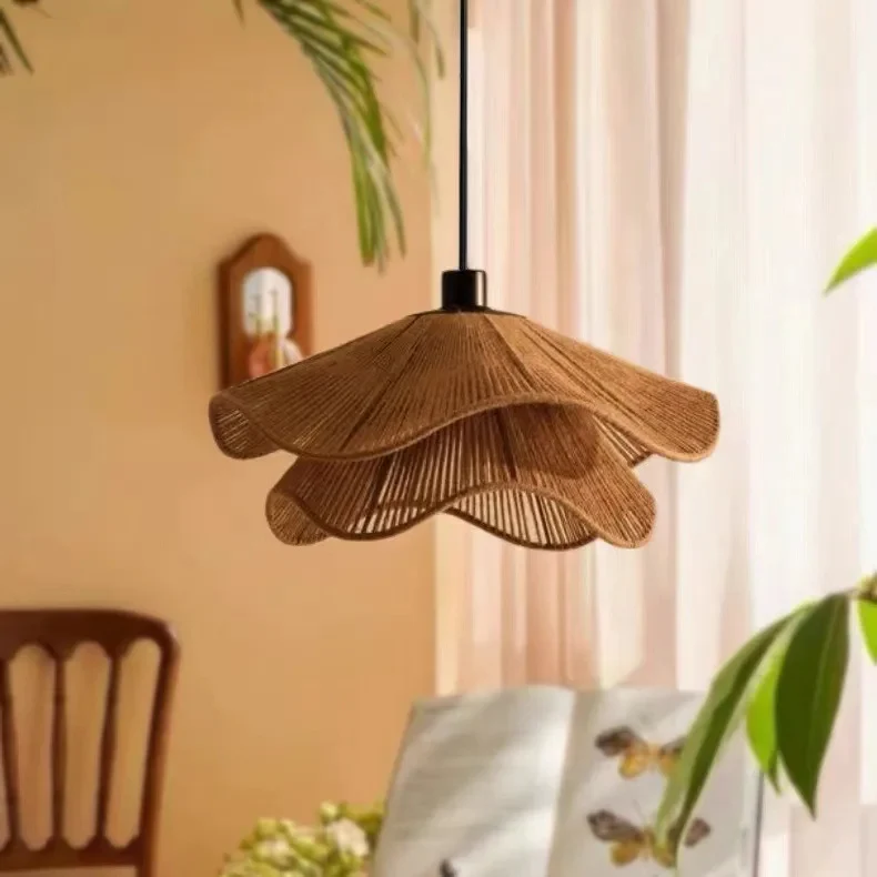 Lara woven pendant - Image 6