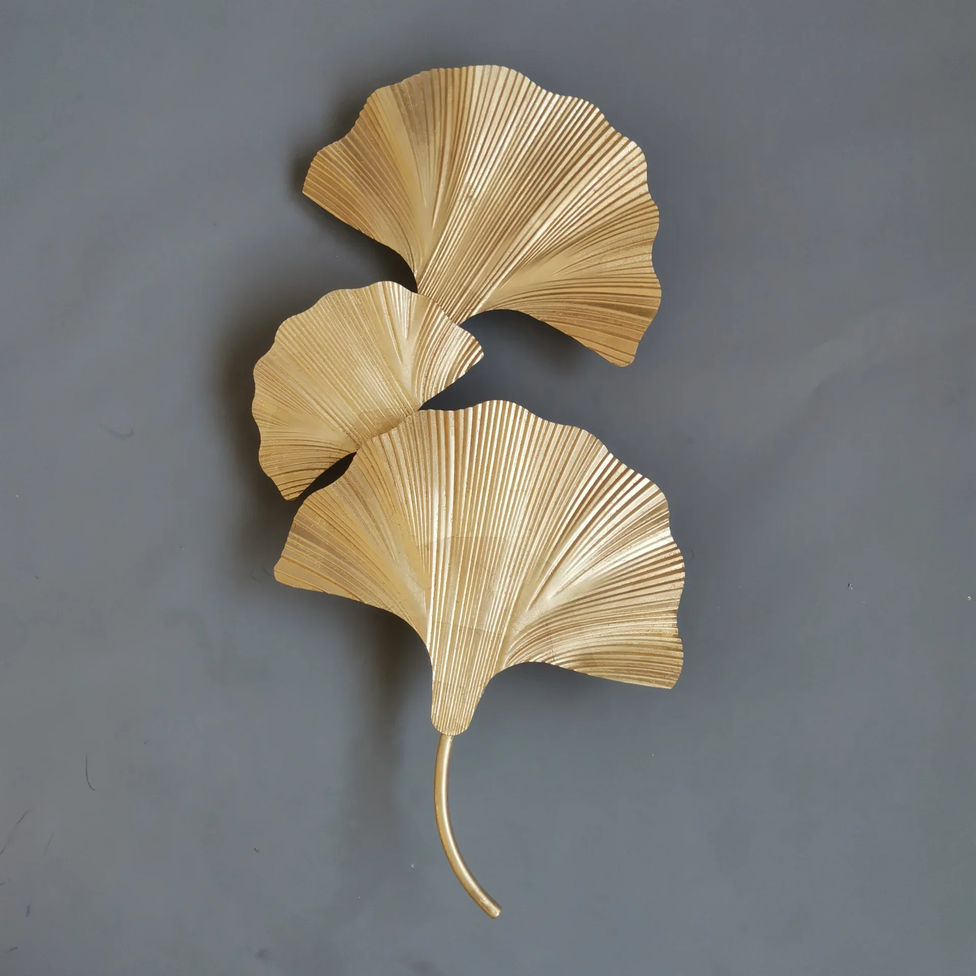 Wild Leaf Wall Lamp - Image 9